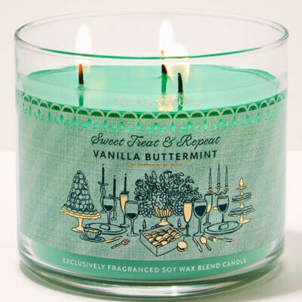 Bath & Body Works Vanilla Buttermint 3-Wick Candle